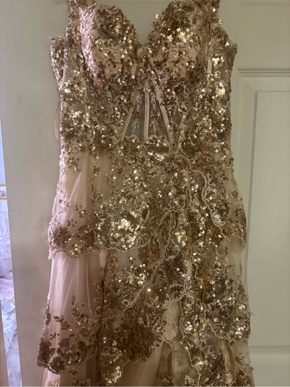 Prom dress - Picture 4 of 9